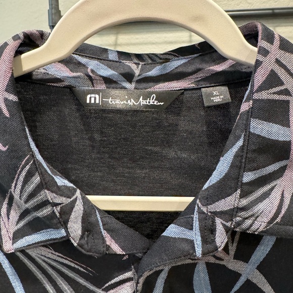 SOLD!! Travis Mathew Polo. Size XL. - Picture 3 of 5